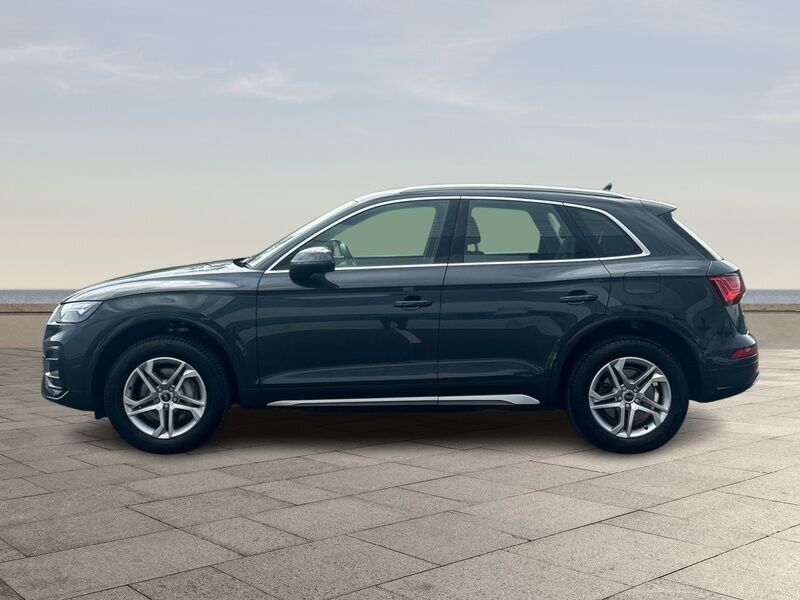 More views of Audi Q5