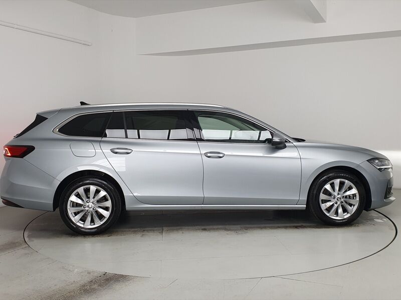 More views of Skoda Superb