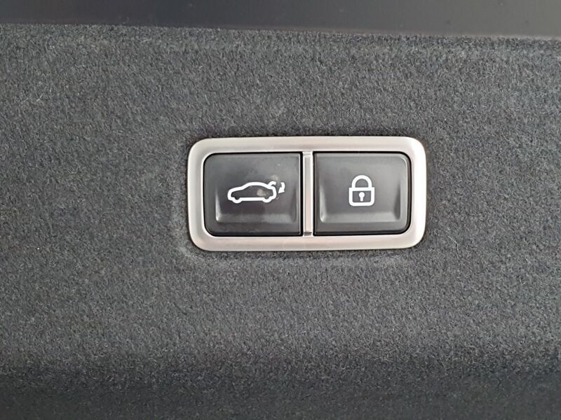 More views of Hyundai IONIQ 6
