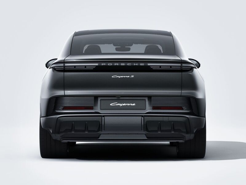 More views of Porsche Cayenne