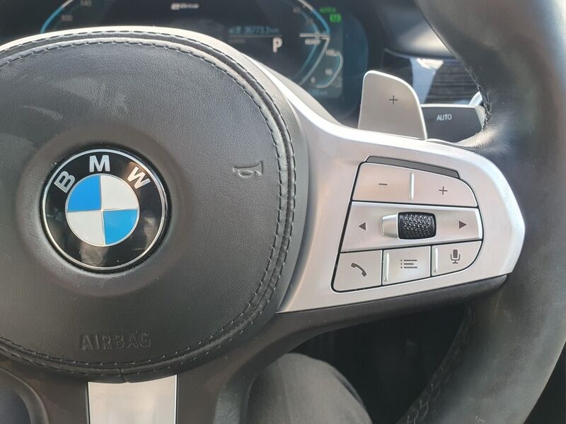 More views of BMW 7-Series