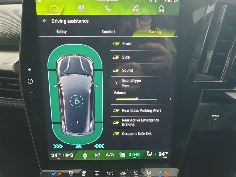 More views of Renault Megane