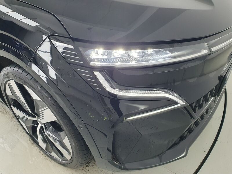 More views of Renault Megane