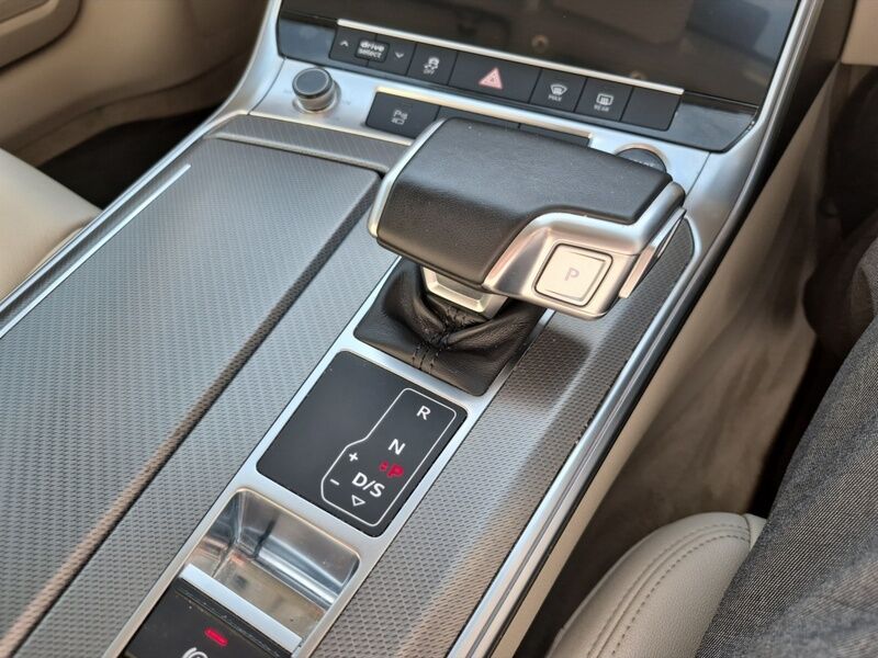 More views of Audi A6
