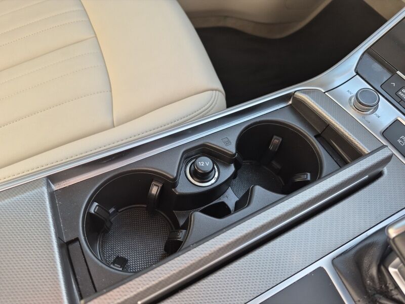More views of Audi A6