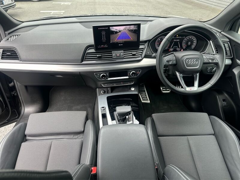 More views of Audi Q5