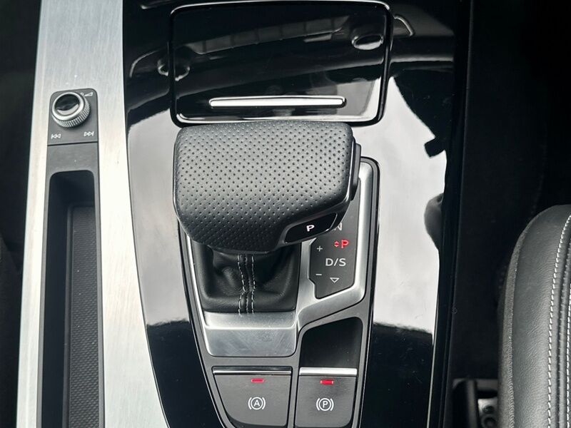 More views of Audi Q5
