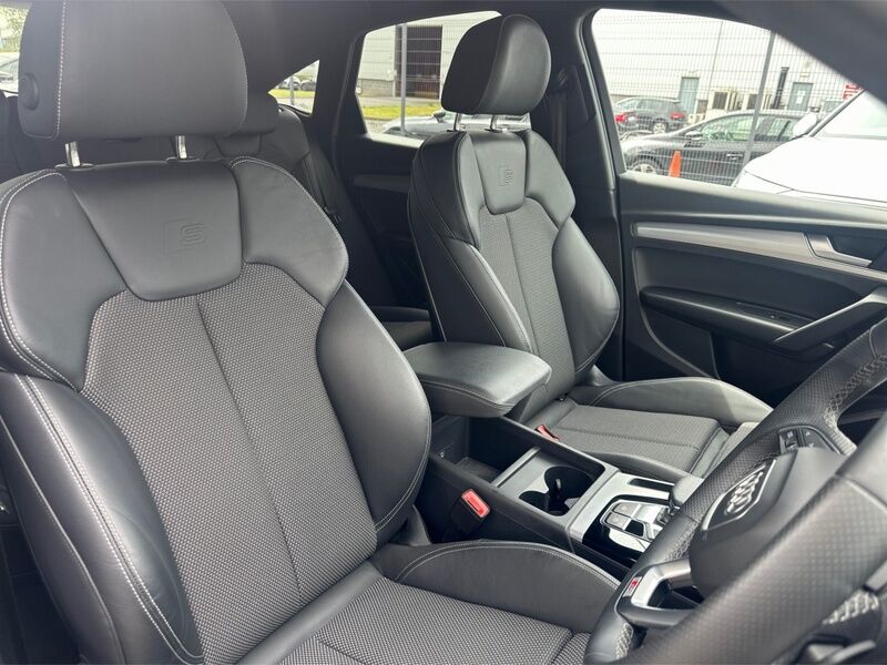 More views of Audi Q5