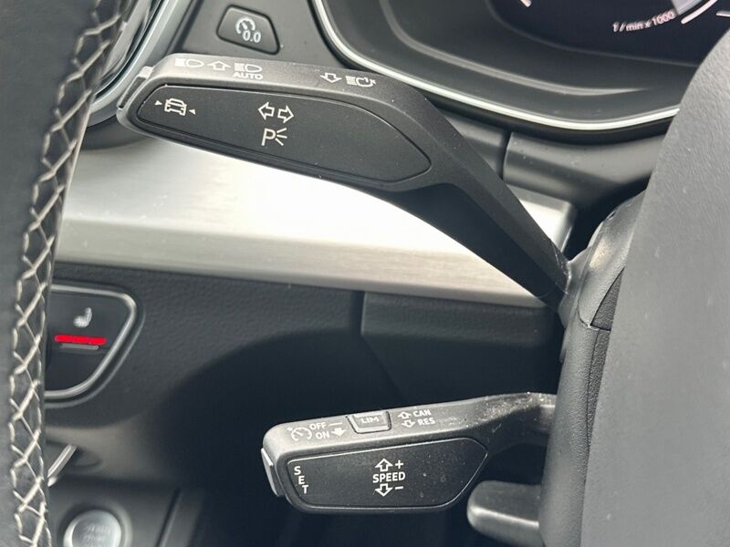 More views of Audi Q5