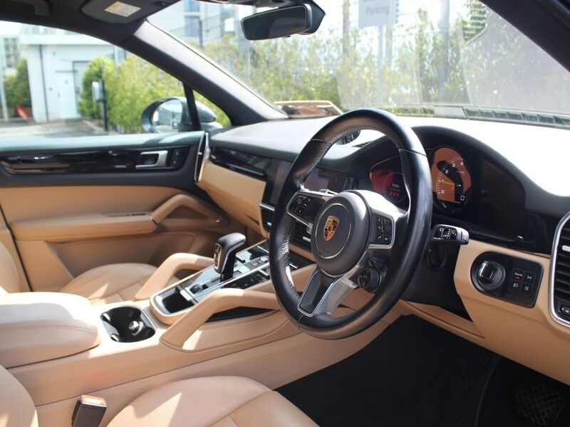 More views of Porsche Cayenne
