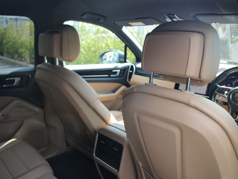 More views of Porsche Cayenne