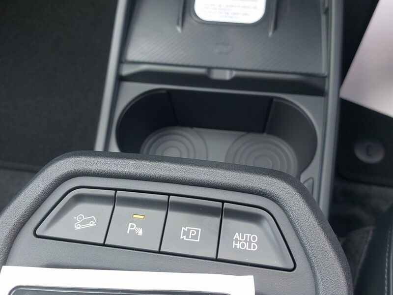 More views of Kia EV4