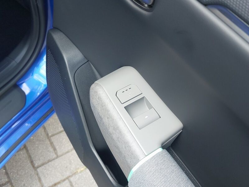 More views of Kia EV4