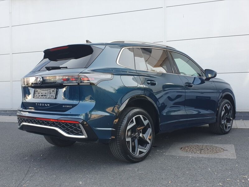 More views of Volkswagen Tiguan
