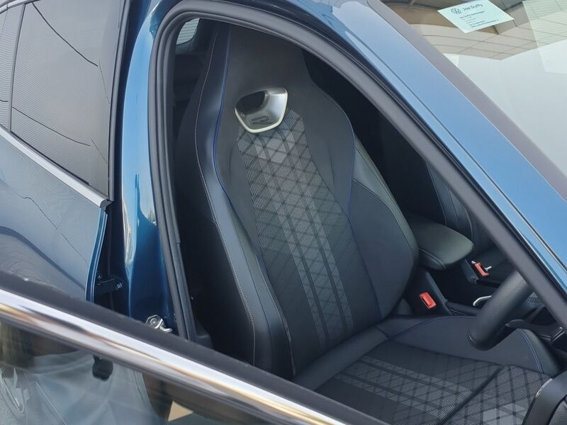 More views of Volkswagen Tiguan