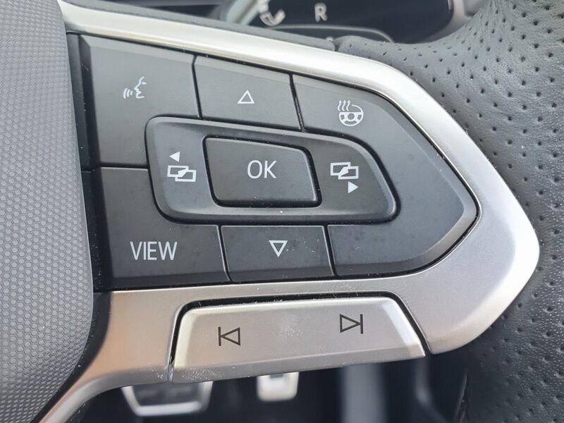 More views of Volkswagen Tiguan