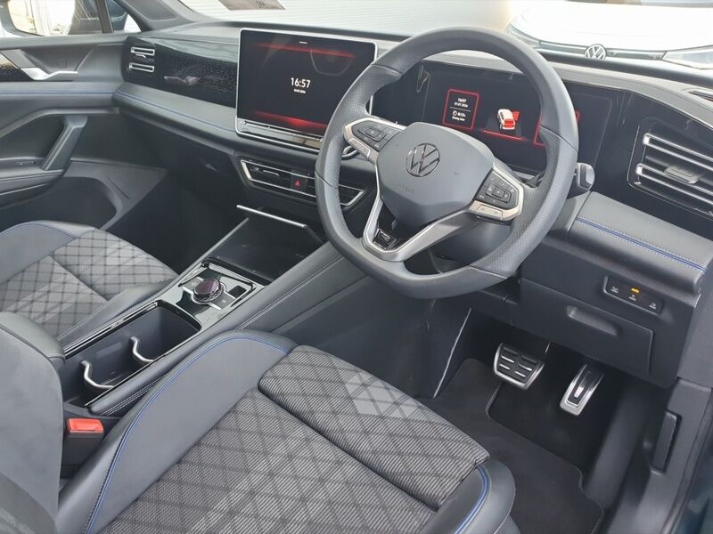 More views of Volkswagen Tiguan