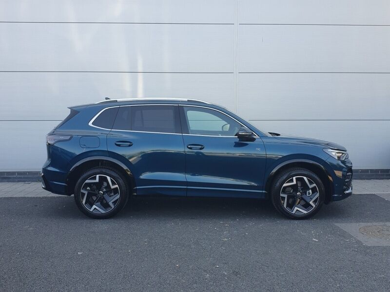 More views of Volkswagen Tiguan