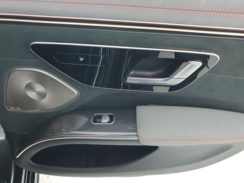 More views of Mercedes-Benz EQS