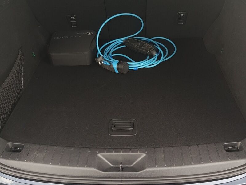 More views of Mazda CX-60
