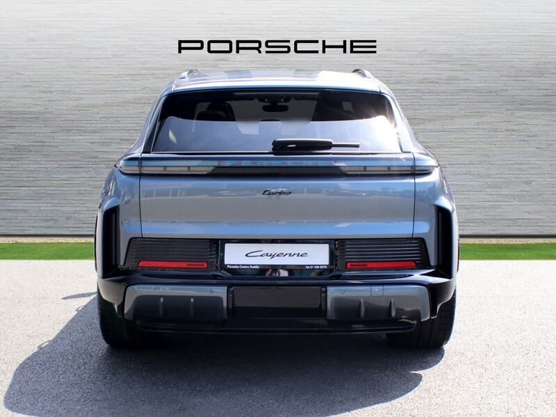 More views of Porsche Cayenne
