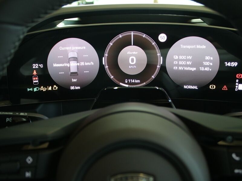 More views of Porsche Cayenne