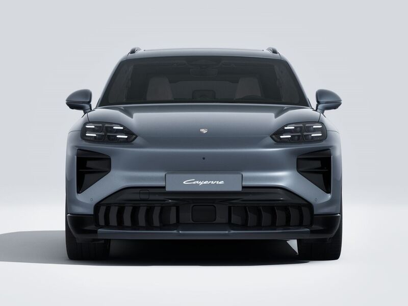 More views of Porsche Cayenne