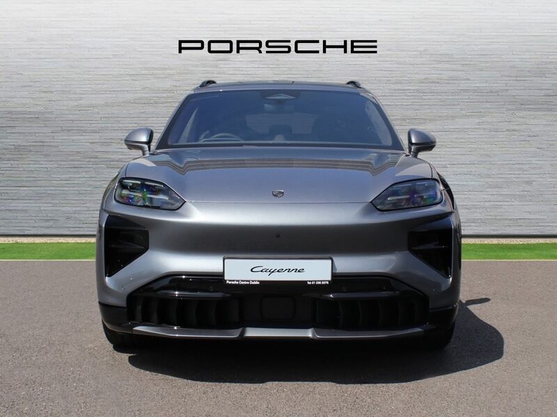 More views of Porsche Cayenne
