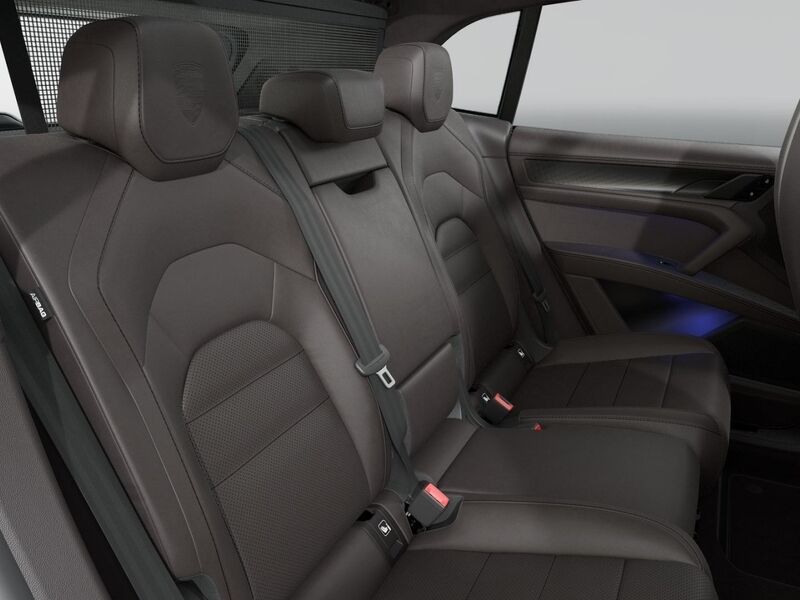 More views of Porsche Cayenne