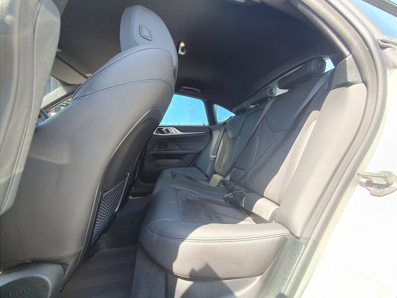 More views of BMW i4