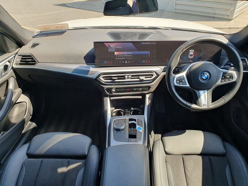 More views of BMW i4