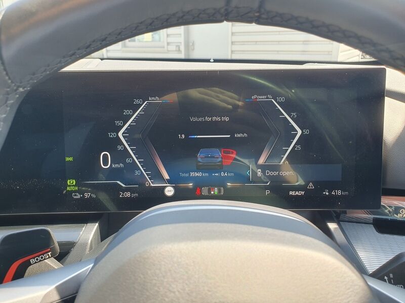 More views of BMW i5