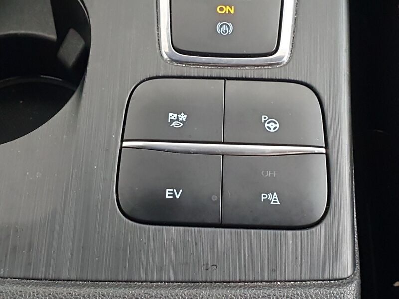 More views of Ford Kuga