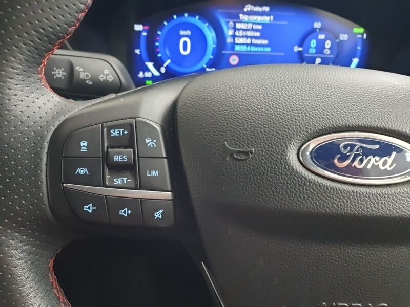More views of Ford Kuga