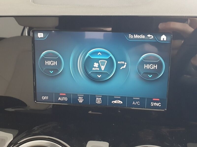 More views of Mercedes-Benz GLA