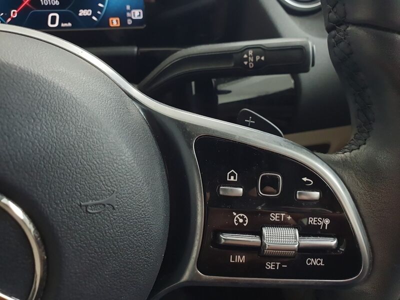 More views of Mercedes-Benz GLA