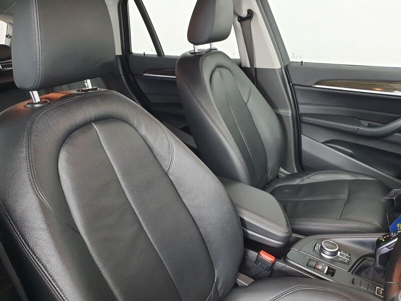 More views of BMW X1