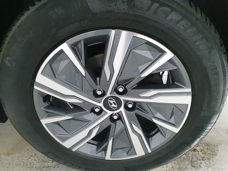 More views of Hyundai Tucson