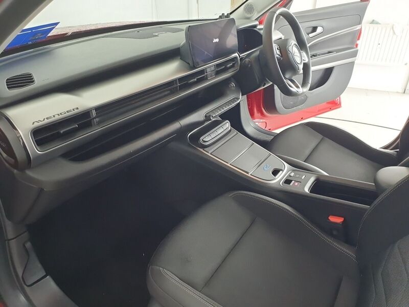 More views of Jeep Avenger