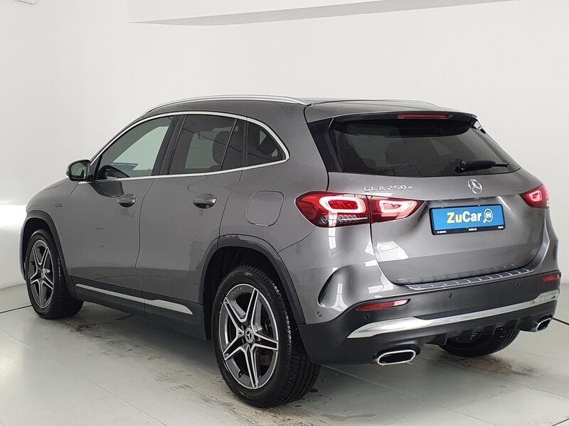 More views of Mercedes-Benz GLA