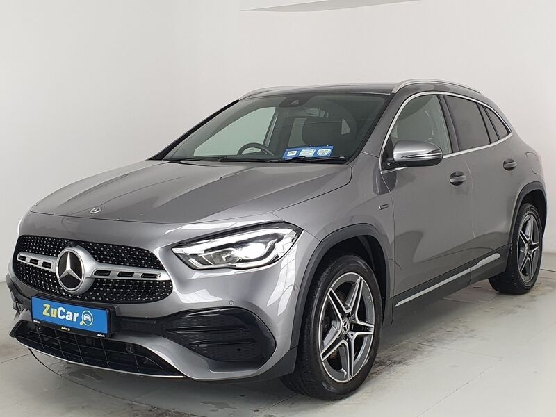 More views of Mercedes-Benz GLA
