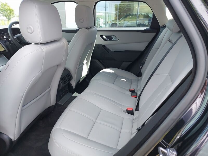 More views of Land Rover Range Rover Velar