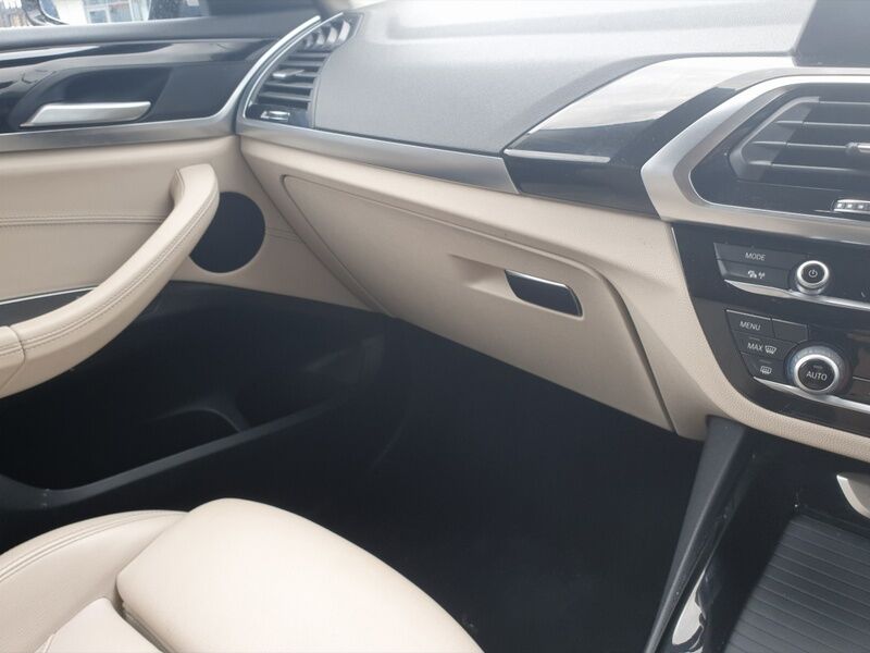 More views of BMW X3
