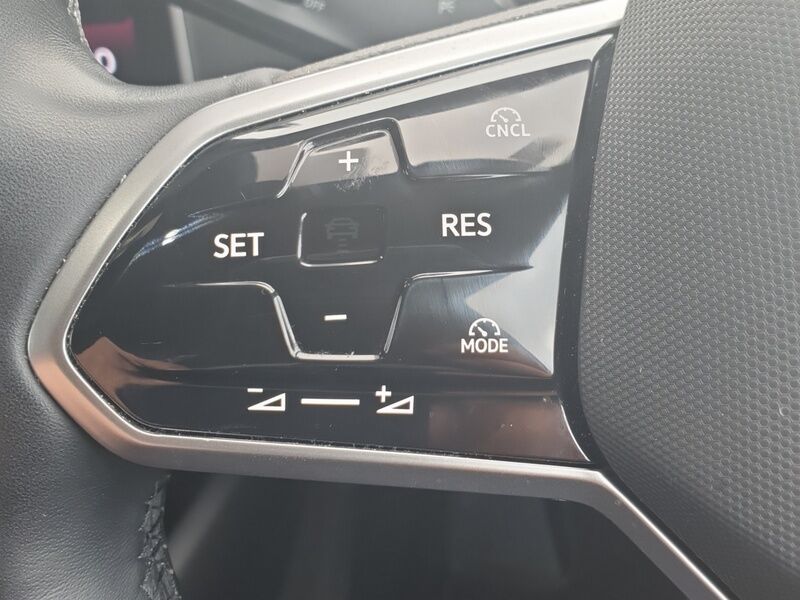 More views of Volkswagen ID.4