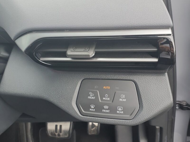 More views of Volkswagen ID.4