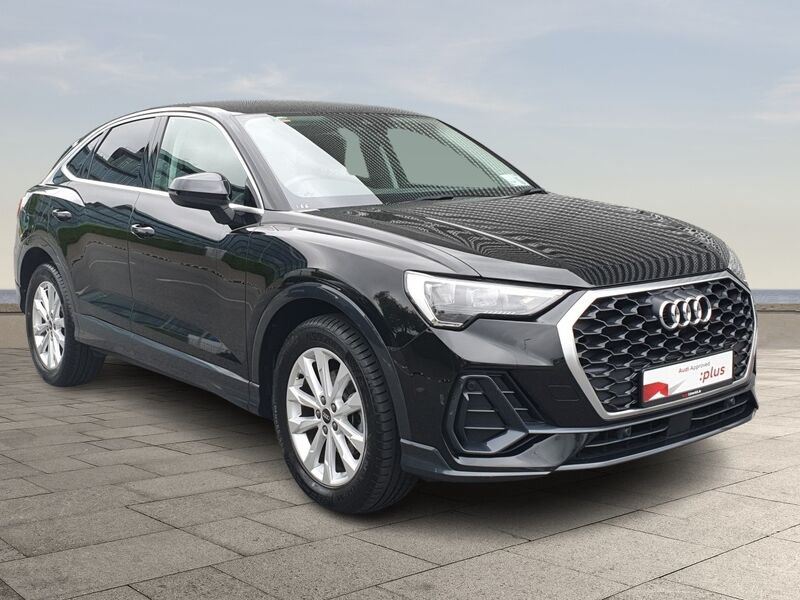 More views of Audi Q3
