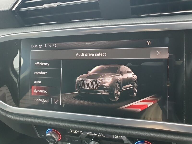 More views of Audi Q3