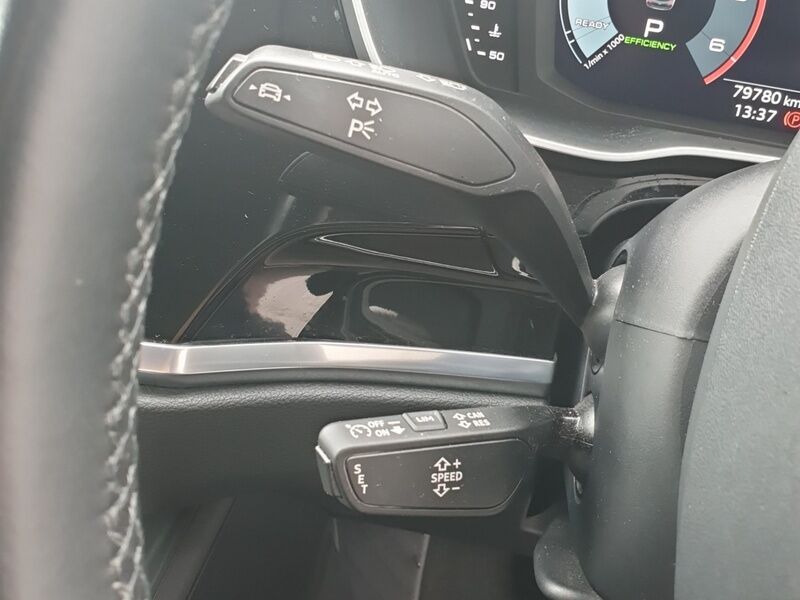 More views of Audi Q3
