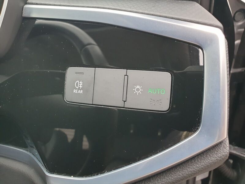 More views of Audi Q3