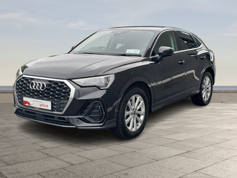 More views of Audi Q3